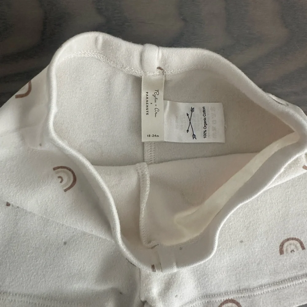 RYLEE + CRU BABY ORGANIC PAJAMAS IN IVORY RAINBOWS